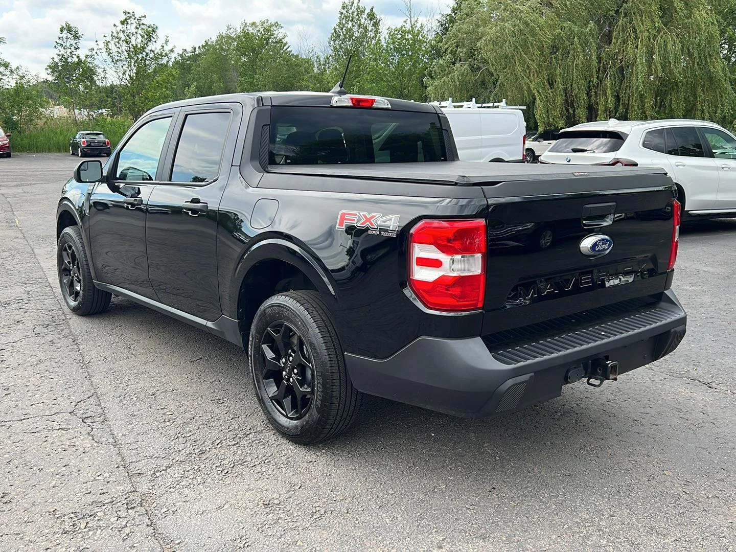 Used 2024 Shadow Black Ford XLT image 5
