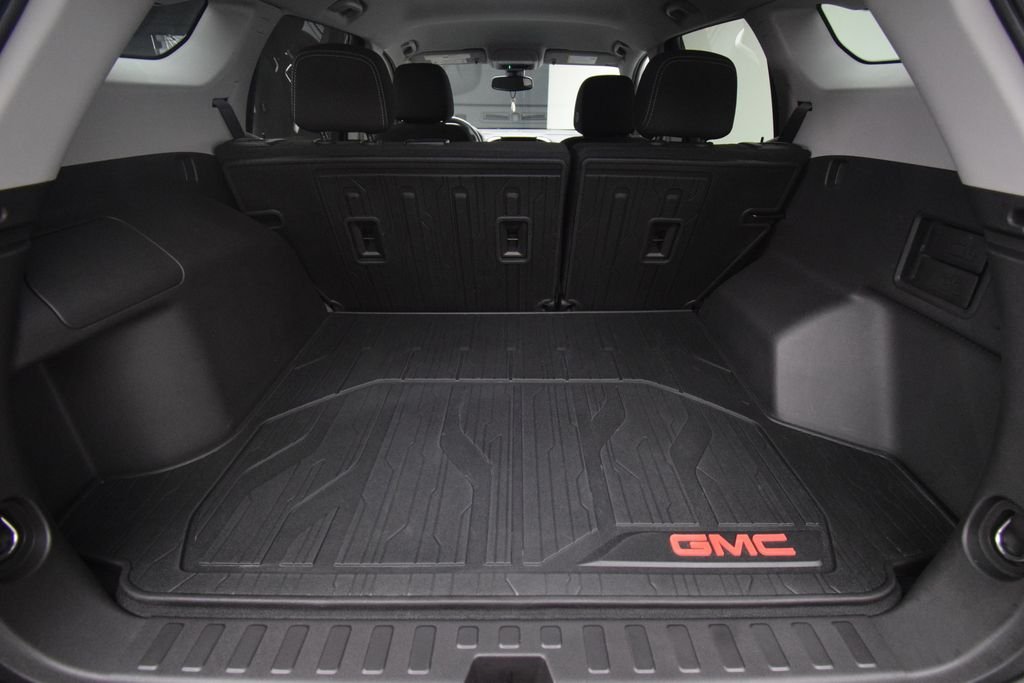 Used 2024 Volcanic Red Tintcoat GMC SLE image 30