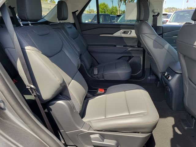 New 2026 Carbonized Gray Metallic Ford Active image 19