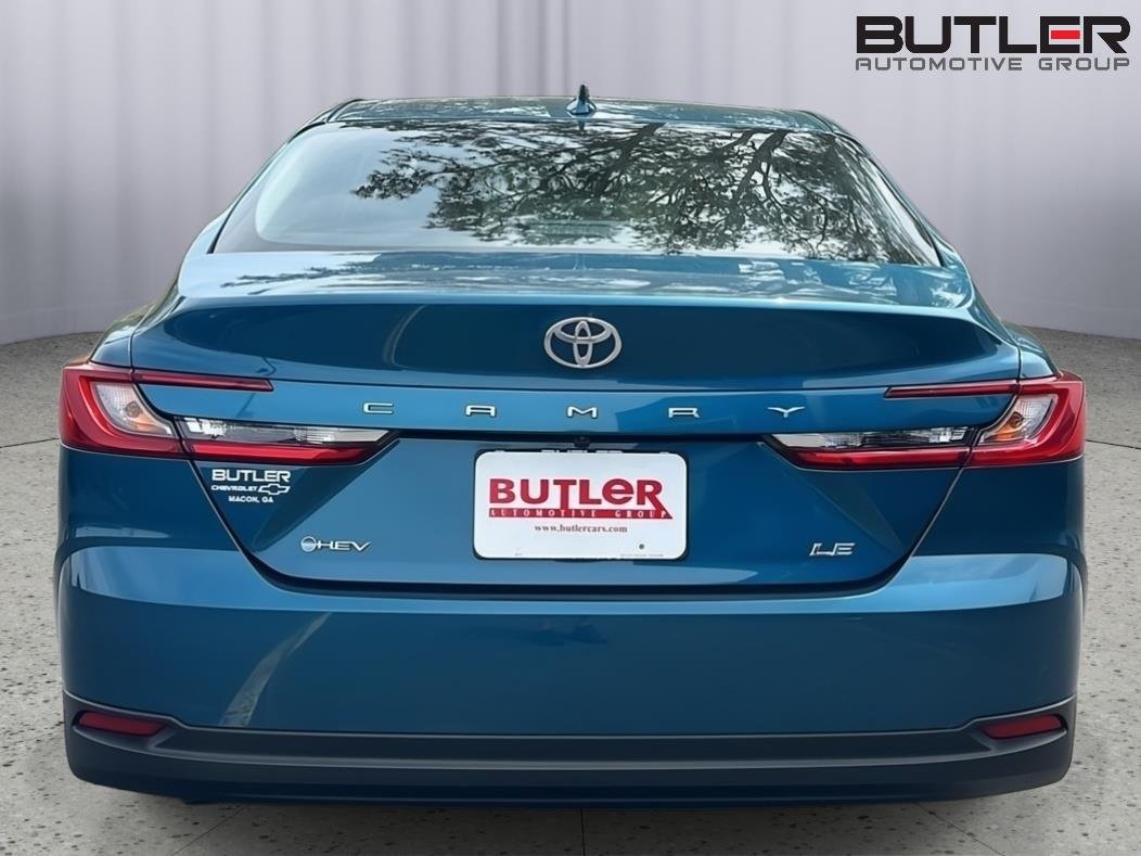 Used 2025 Ocean Gem Toyota LE image 5