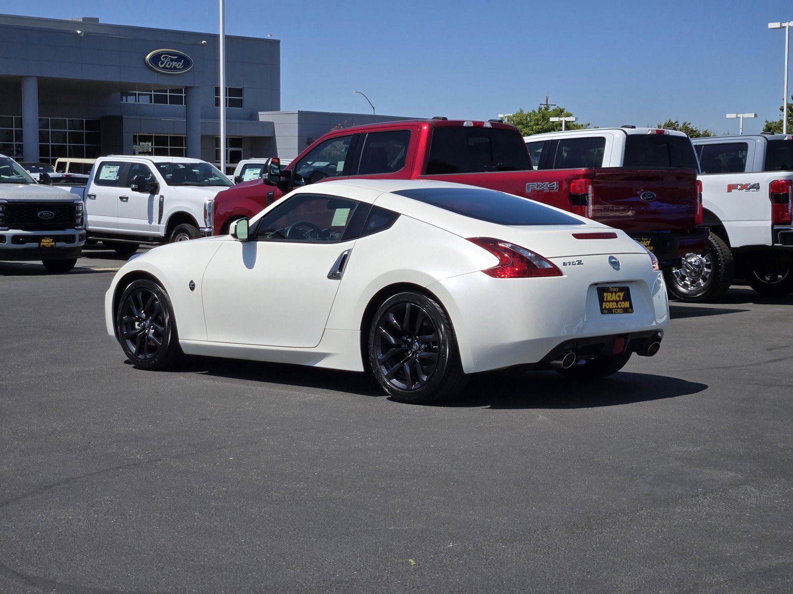 Used 2020 Pearl White Tricoat Nissan  image 8