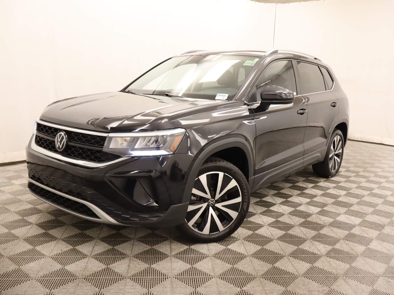 2024 Volkswagen Taos