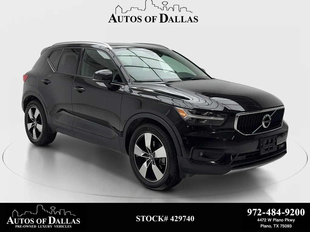 Used 2021 Black Volvo Momentum image 1