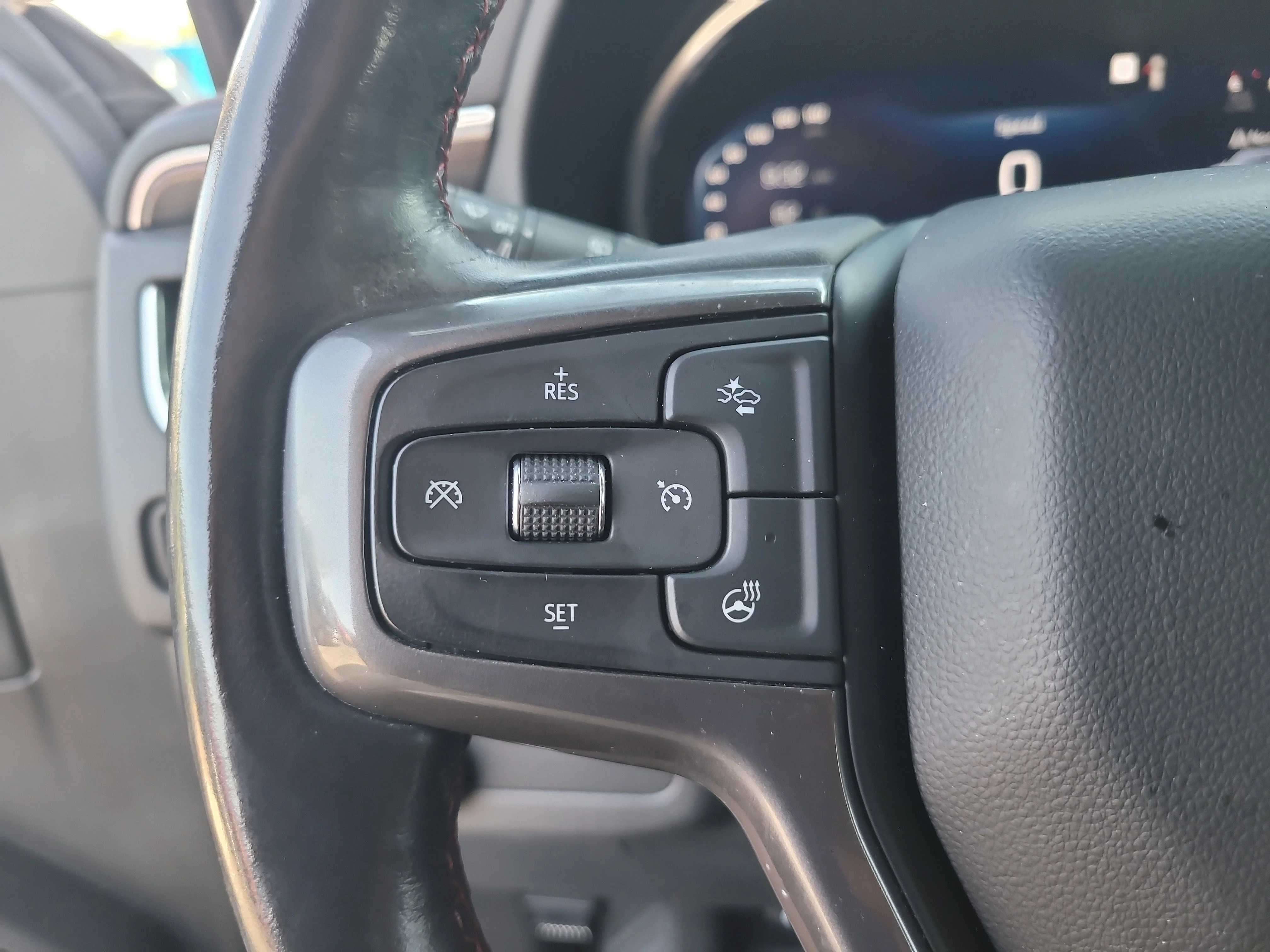 Used 2022 Satin Steel Metallic Chevrolet RST image 28