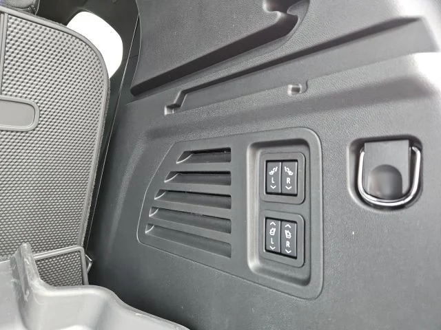 2026 Buick Enclave Preferred - Photo 8