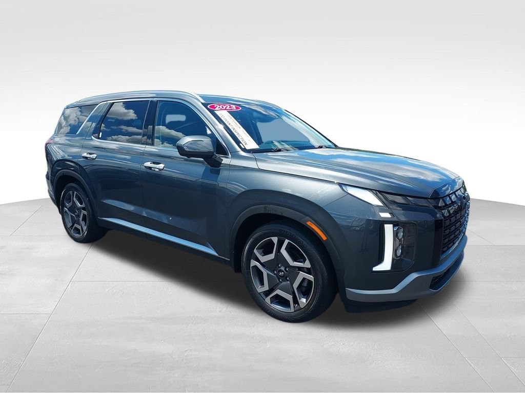 Used 2023 Gray Hyundai SEL image 2