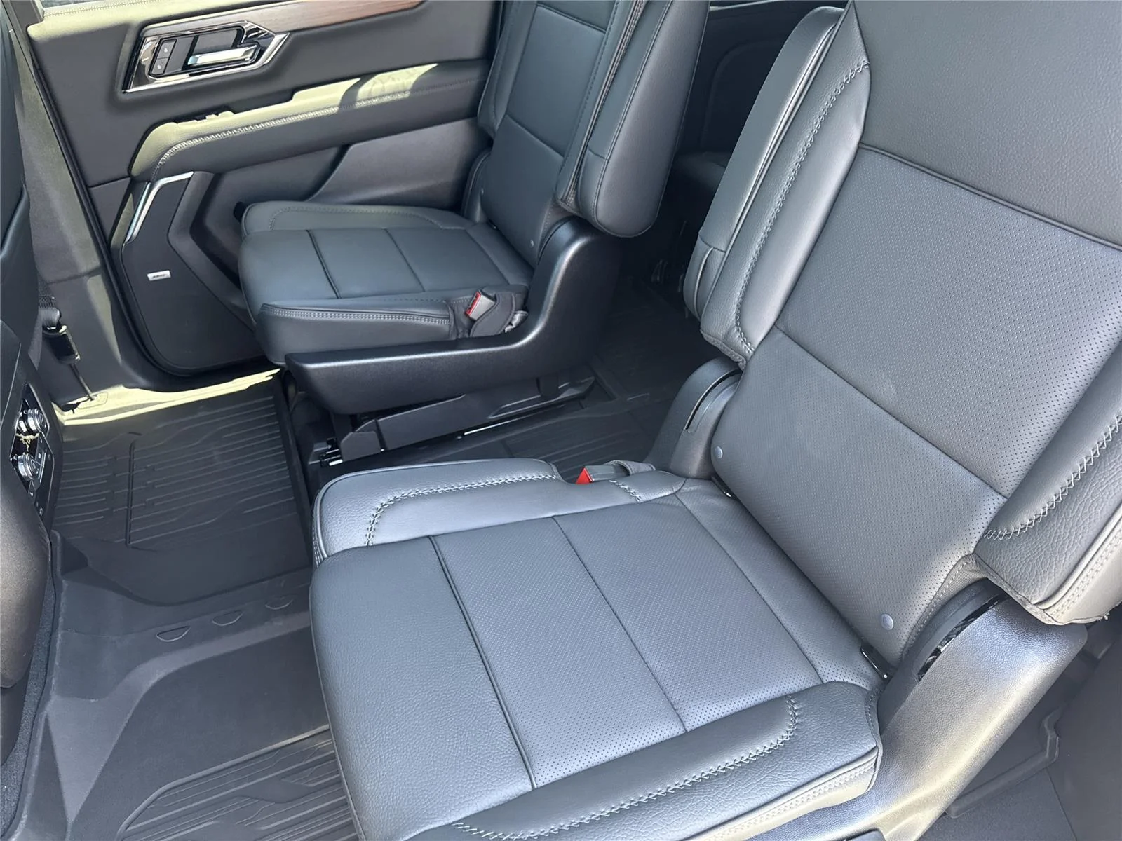 New 2026 Glacier White Tricoat GMC Denali image 11