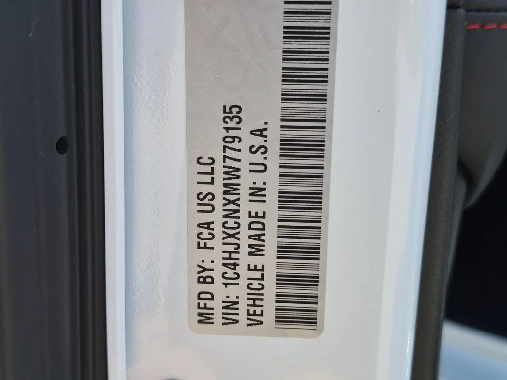 Used 2021 White Jeep Rubicon image 27