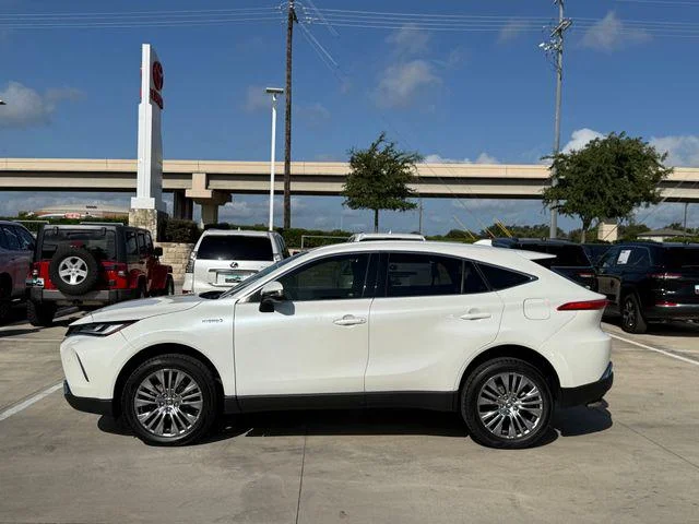 Certified Used 2021 BLIZZARD PEARL Toyota Limited image 8