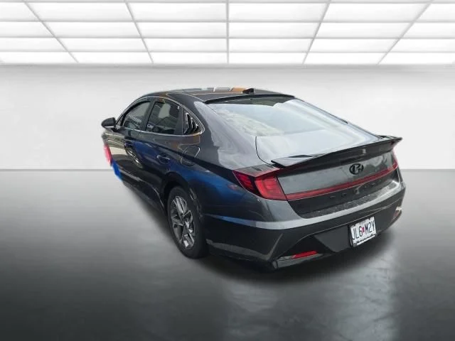 Used 2021 Gray Hyundai SEL image 5