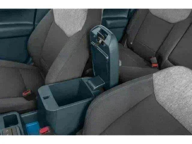 New 2026 Oxford White Ford XLT image 11