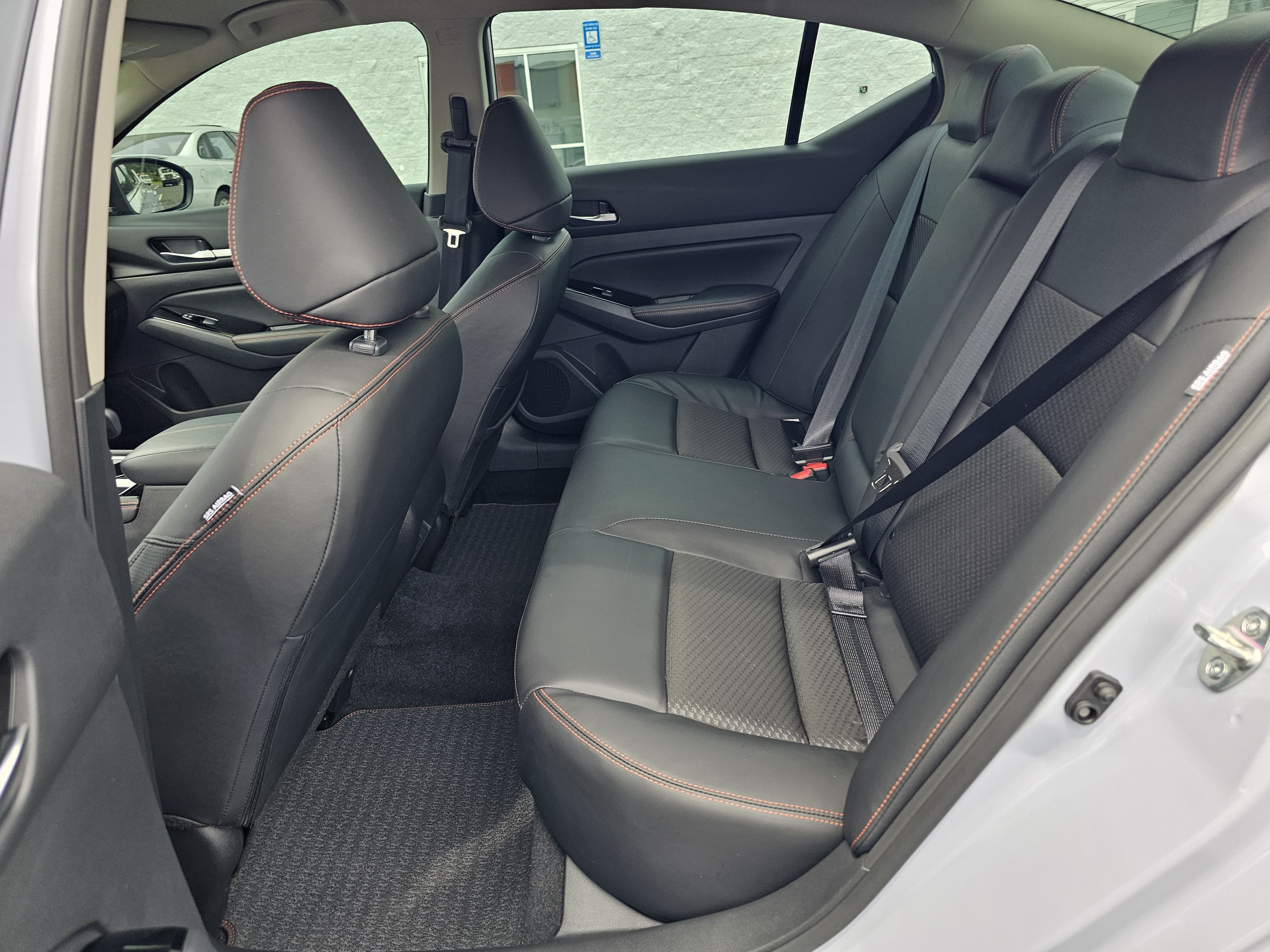 Used 2025 Gray Nissan SR FWD image 32