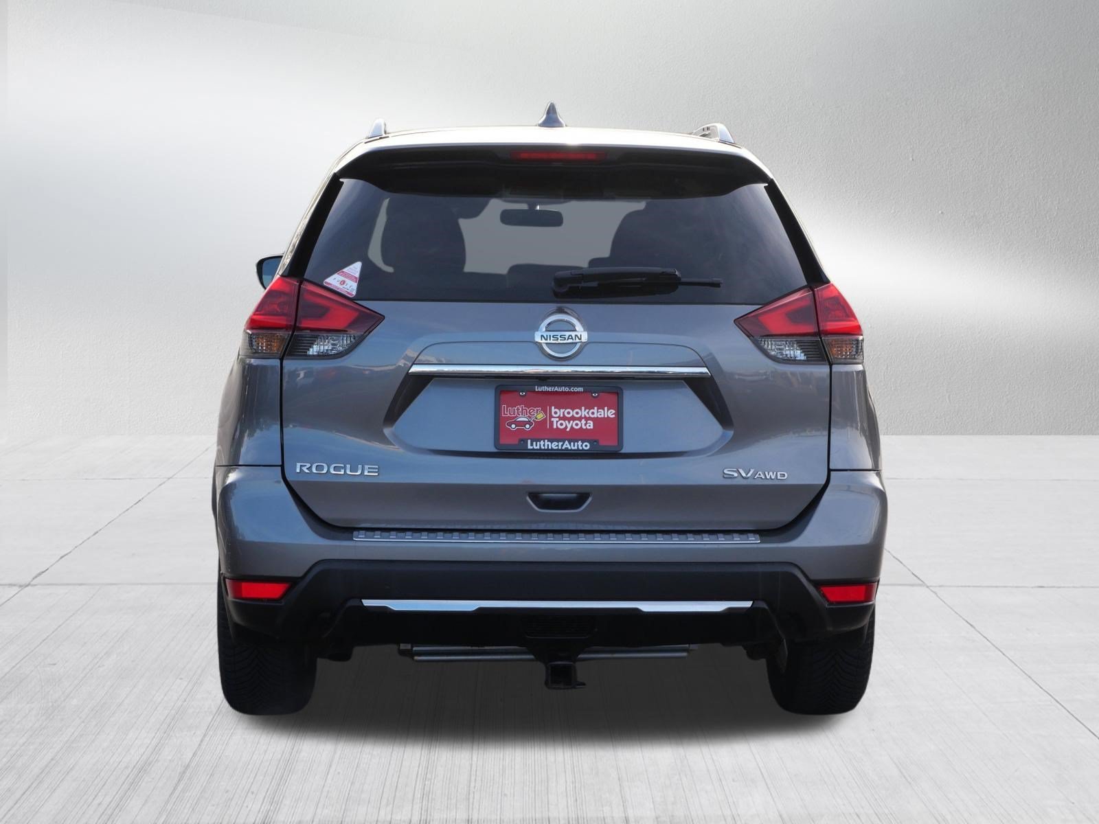 Used 2018 Gun Metallic Nissan SV image 6