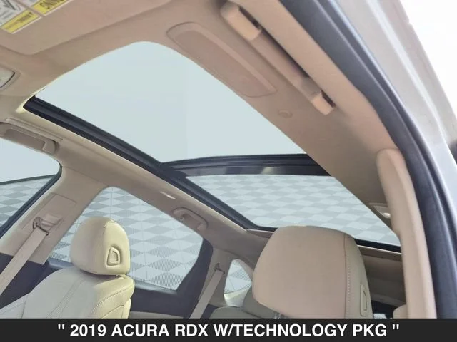 Used 2019 White Acura Technology Package image 27