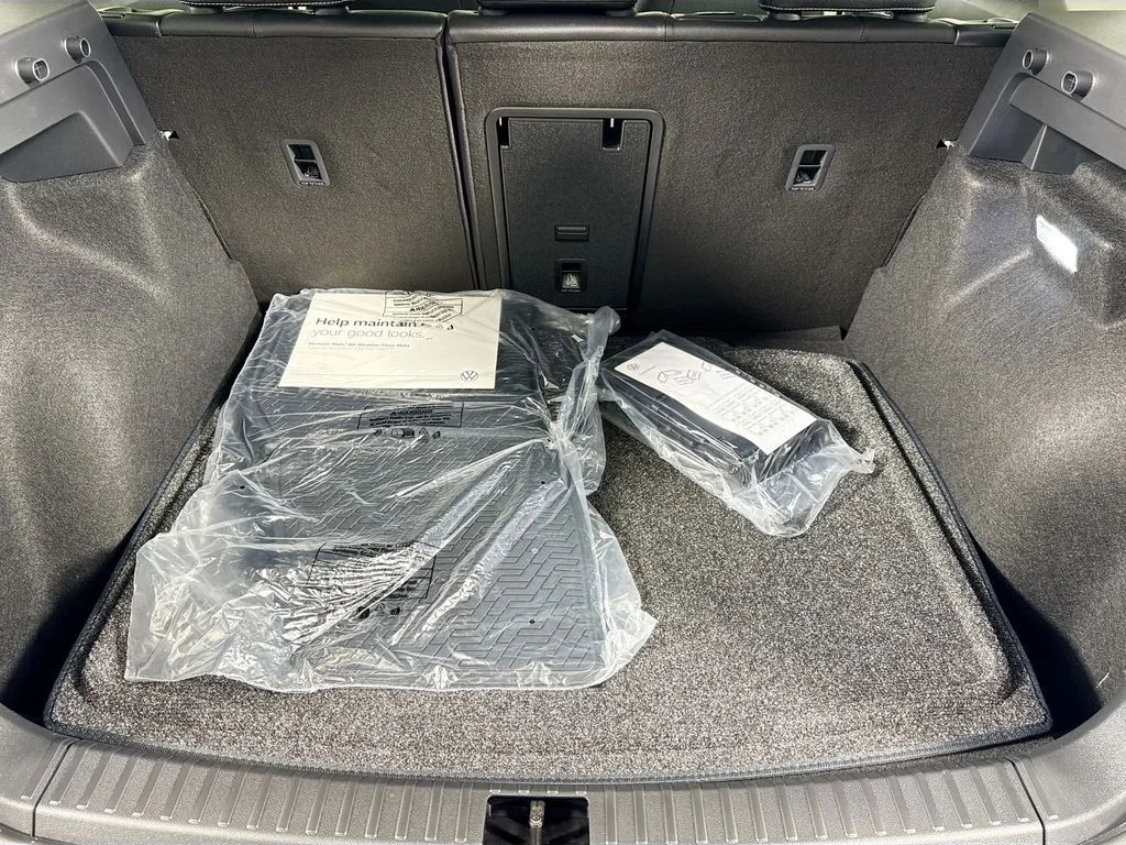 2026 Volkswagen Taos SEL - Photo 18