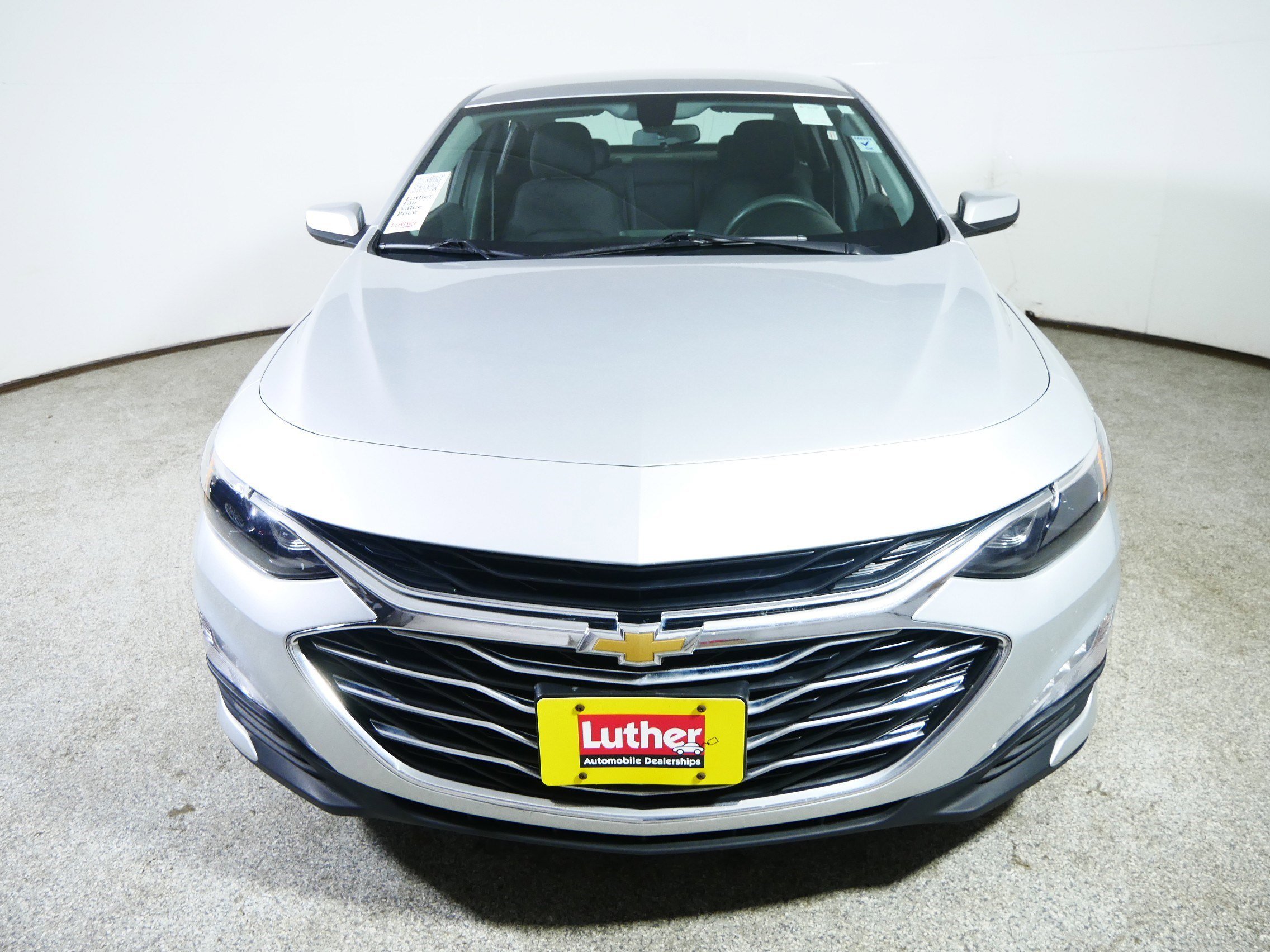 Used 2020 Chevrolet Malibu 1LT with VIN 1G1ZD5ST7LF105161 for sale in Brooklyn Center, Minnesota