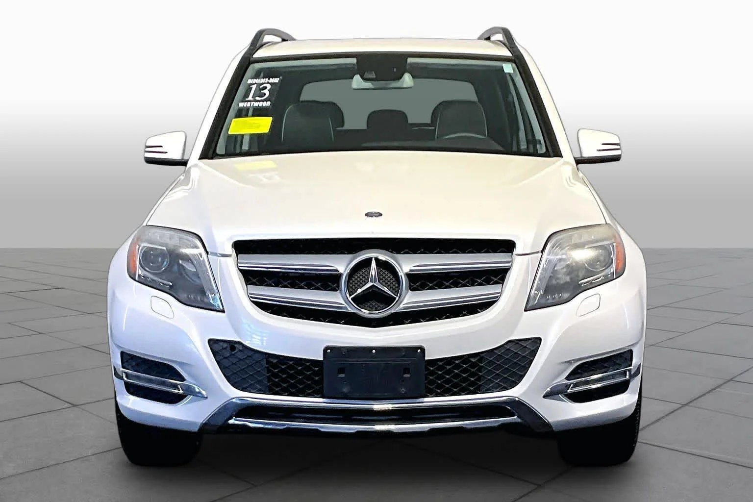 Used 2013 Diamond White Metallic Mercedes-Benz GLK 350 image 3