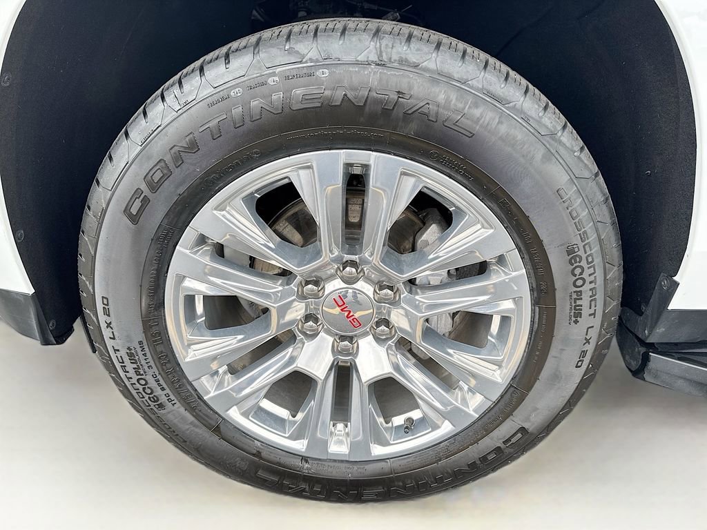 2025 GMC Yukon XL Denali - Photo 34