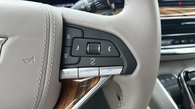 2021 Cadillac Escalade ESV Sport Platinum - Photo 13