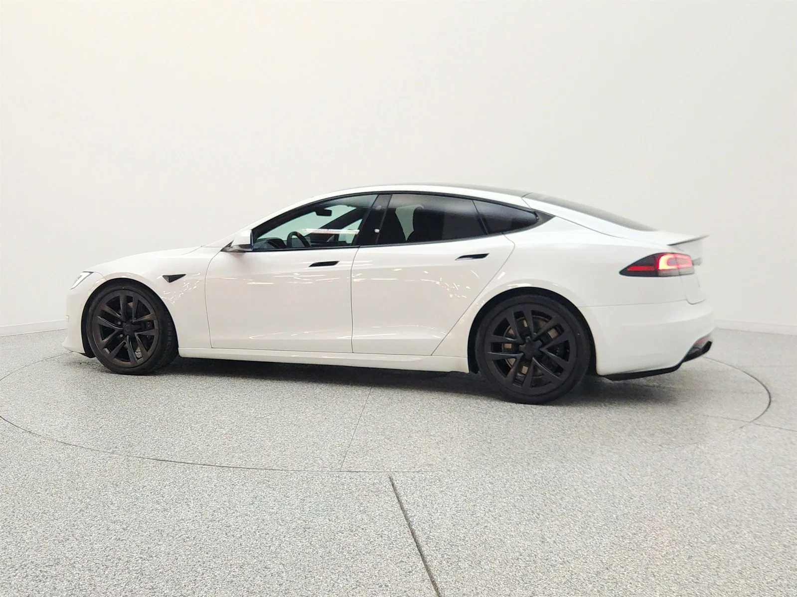Used 2023 Pearl White Multi-Coat Tesla Plaid AWD image 8