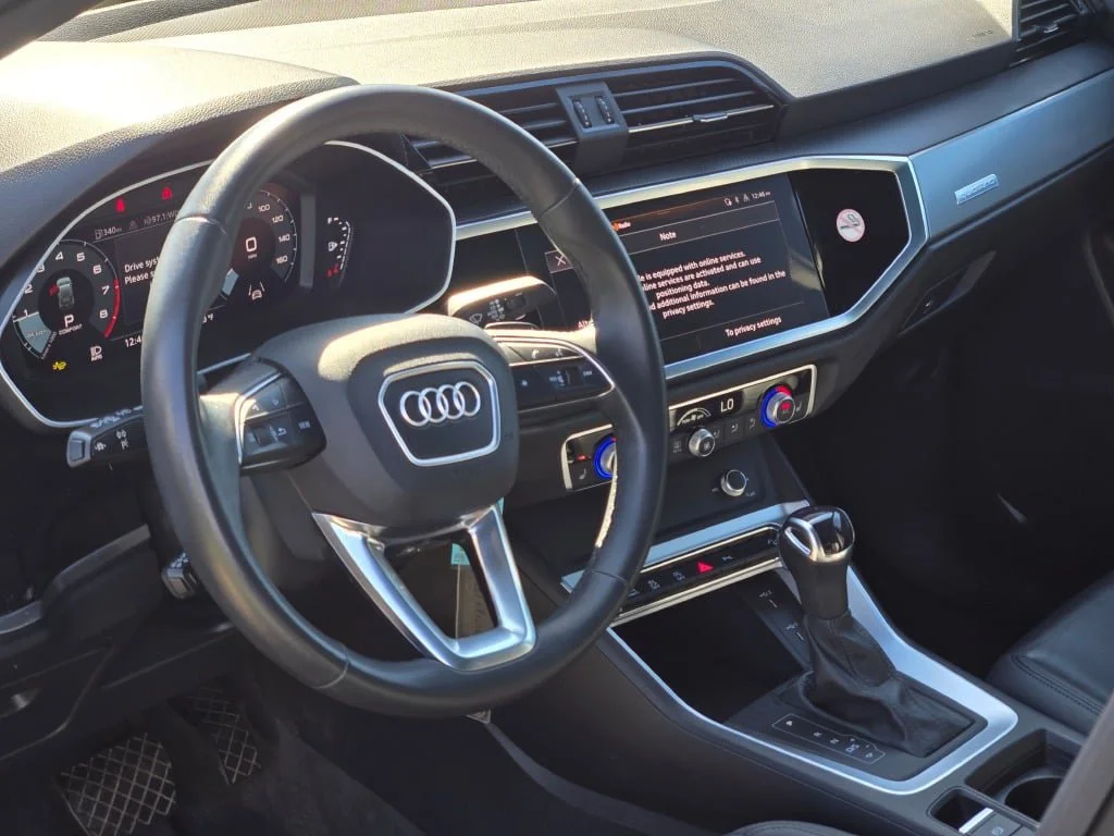 Certified Used 2025  Audi Premium S Line quattro image 23