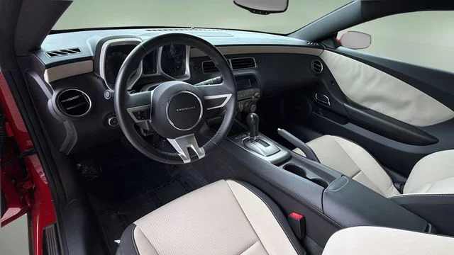 Used 2010 Red Chevrolet SS image 18