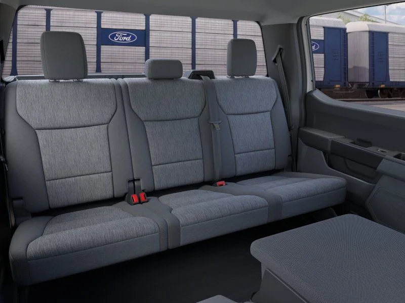 New 2026 Oxford White Ford XL image 11
