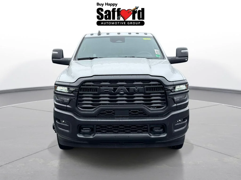 2025 RAM 3500 Chassis Tradesman - Photo 8