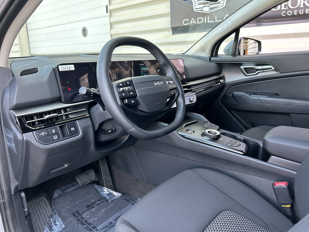 New 2027 Wolf Gray Kia S image 10