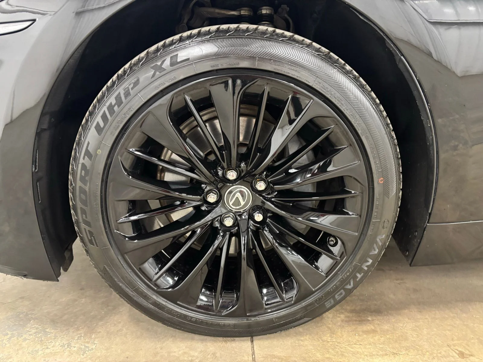 2018 Lexus LS Base - Photo 9