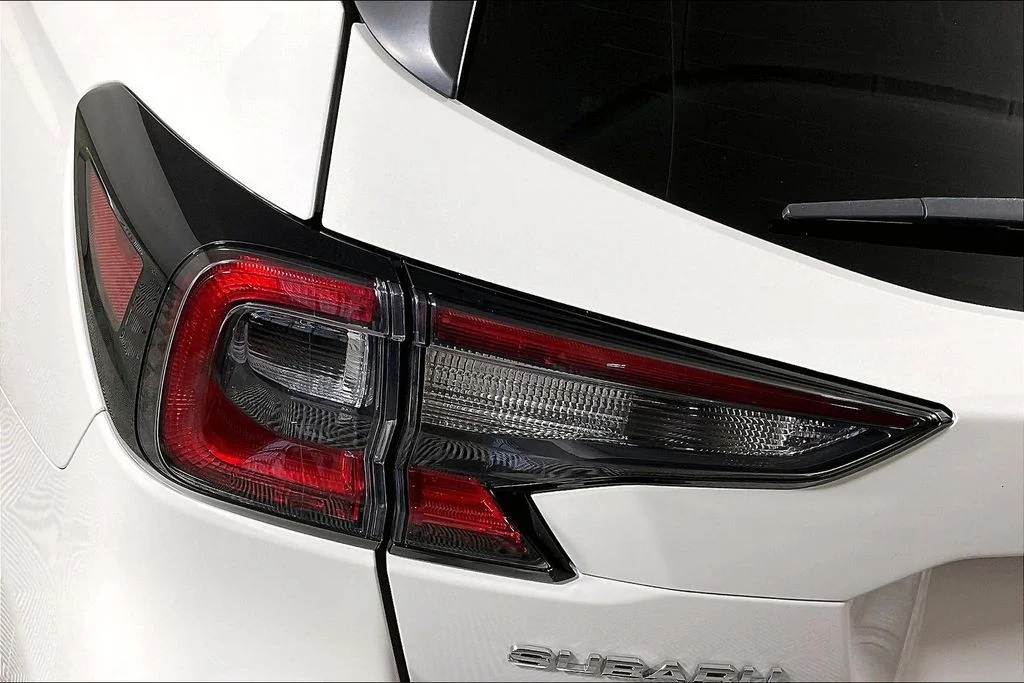 Used 2022 White Subaru Limited image 28
