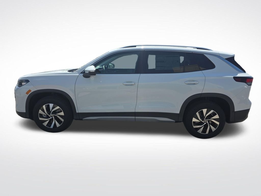 New 2026 White/off-white Volkswagen 2.0T S image 2