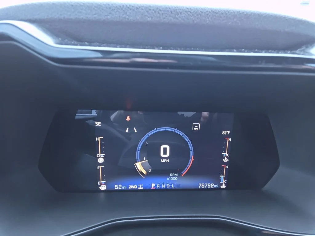 Used 2023 Gray Chevrolet LT image 21