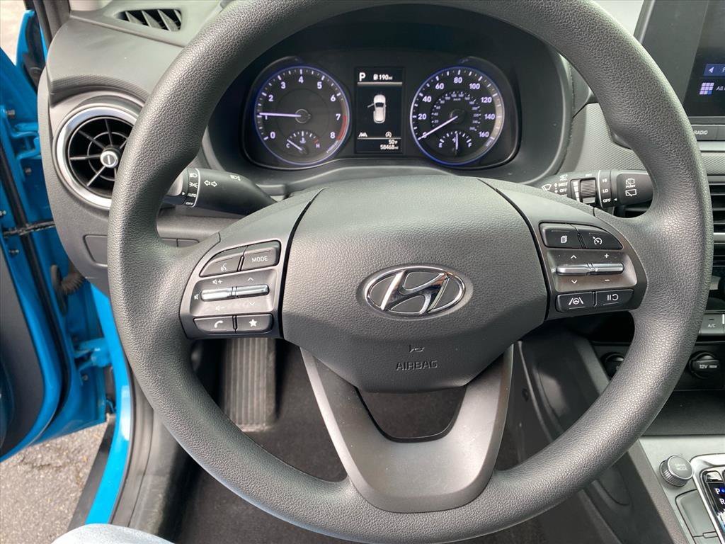 Used 2022 Teal Isle Hyundai SEL image 10