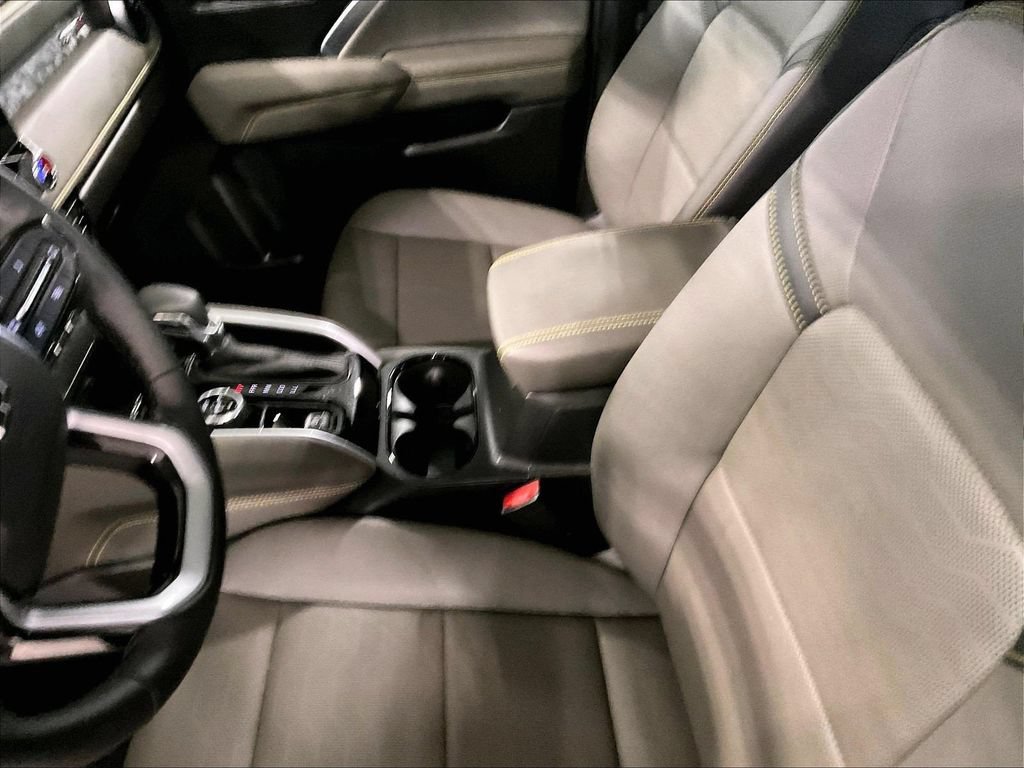 Used 2025 Black Chevrolet ZR2 image 20