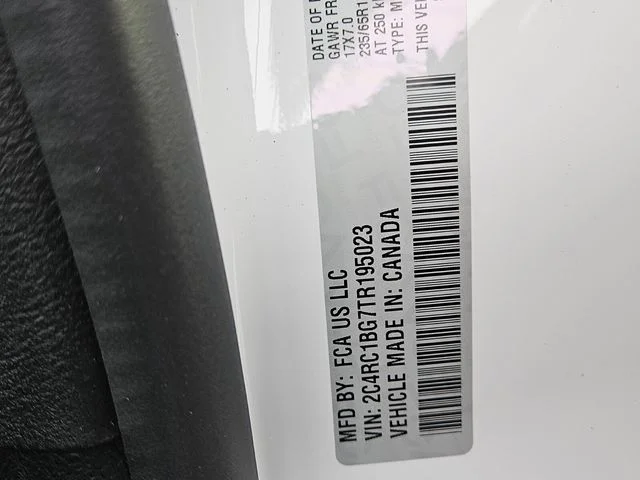 New 2026 Bright White Clear-Coat Exterior Paint Chrysler Select image 19