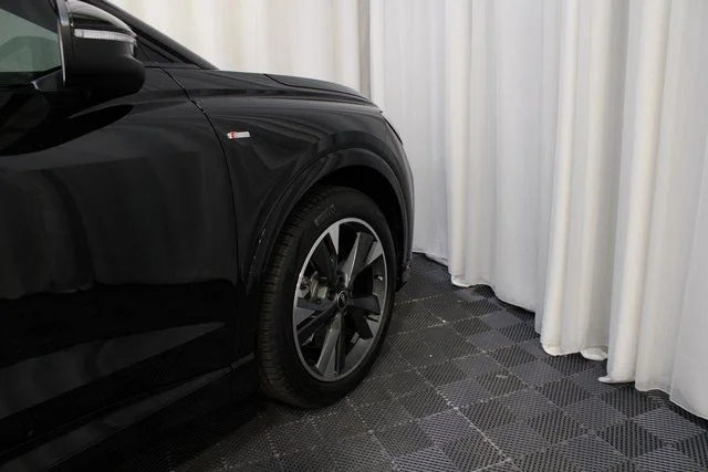 Used 2025 Black Audi Premium Plus image 29