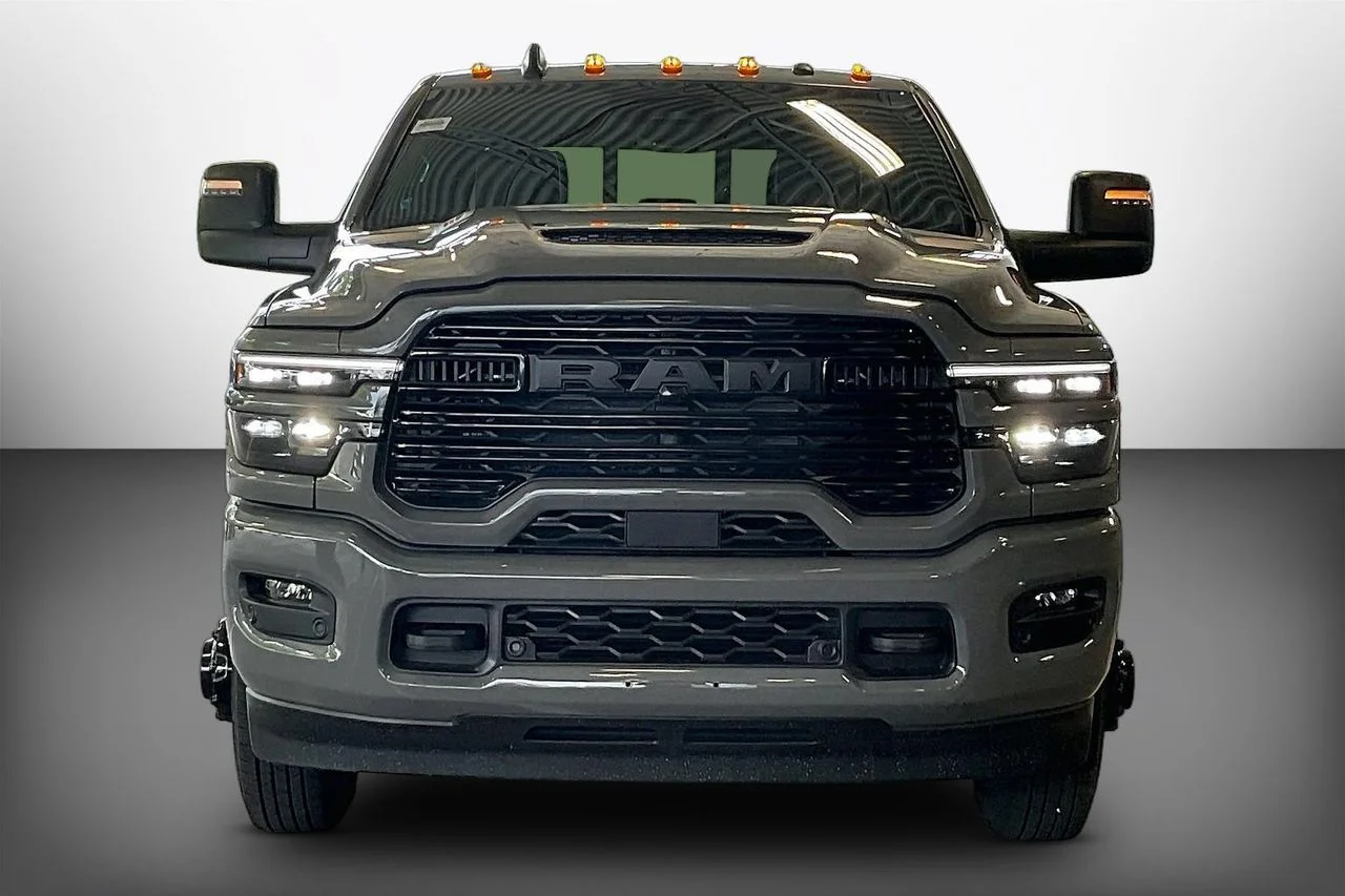New 2026 Ceramic Gray Clear-Coat Exterior Paint RAM Laramie image 3