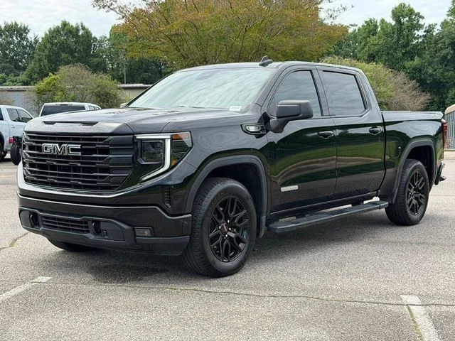 Used 2024 Black GMC Elevation image 4