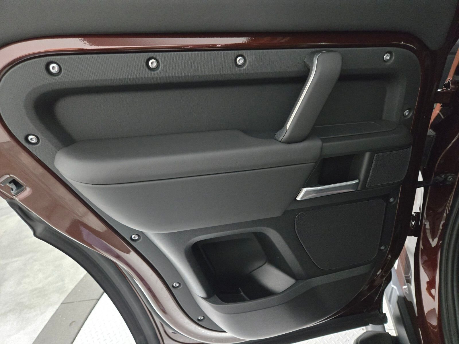 New 2026 Sedona Red Land Rover X-Dynamic SE image 22