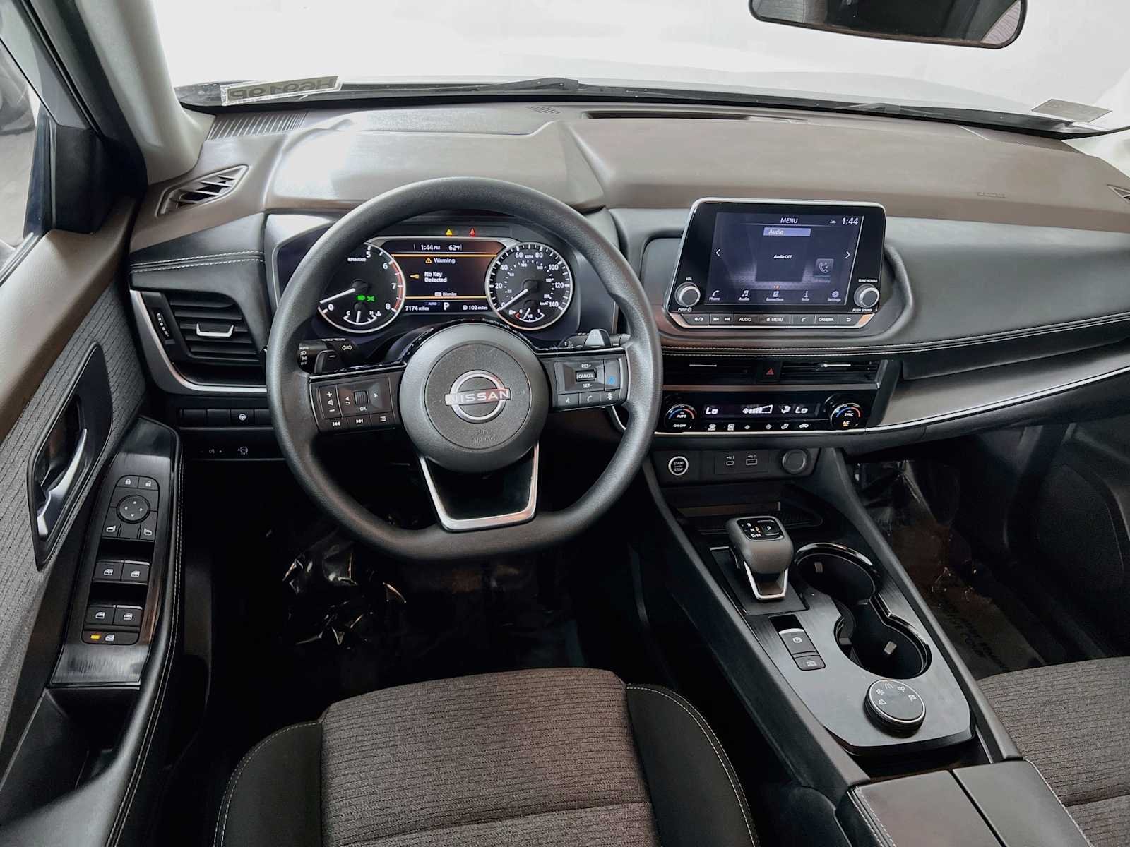 Used 2023 Brilliant Silver Metallic Nissan SV image 21