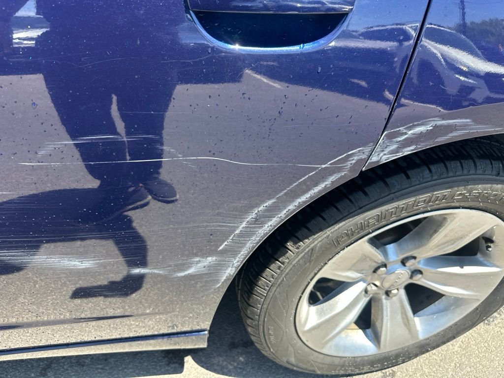 Used 2015 Blue Dodge SXT image 33