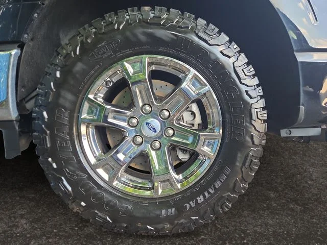 Certified Used 2021 Black Metallic Ford Lariat image 14