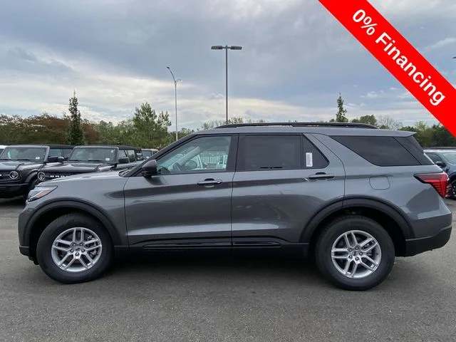 New 2026 Gray Ford Active image 17