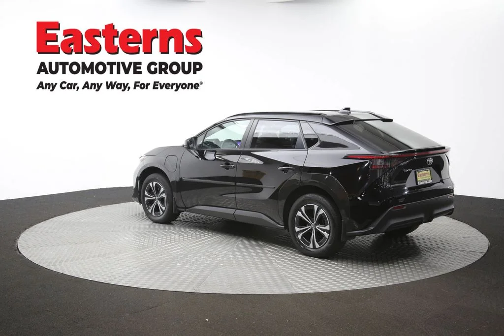 Used 2023 Black Toyota XLE image 63