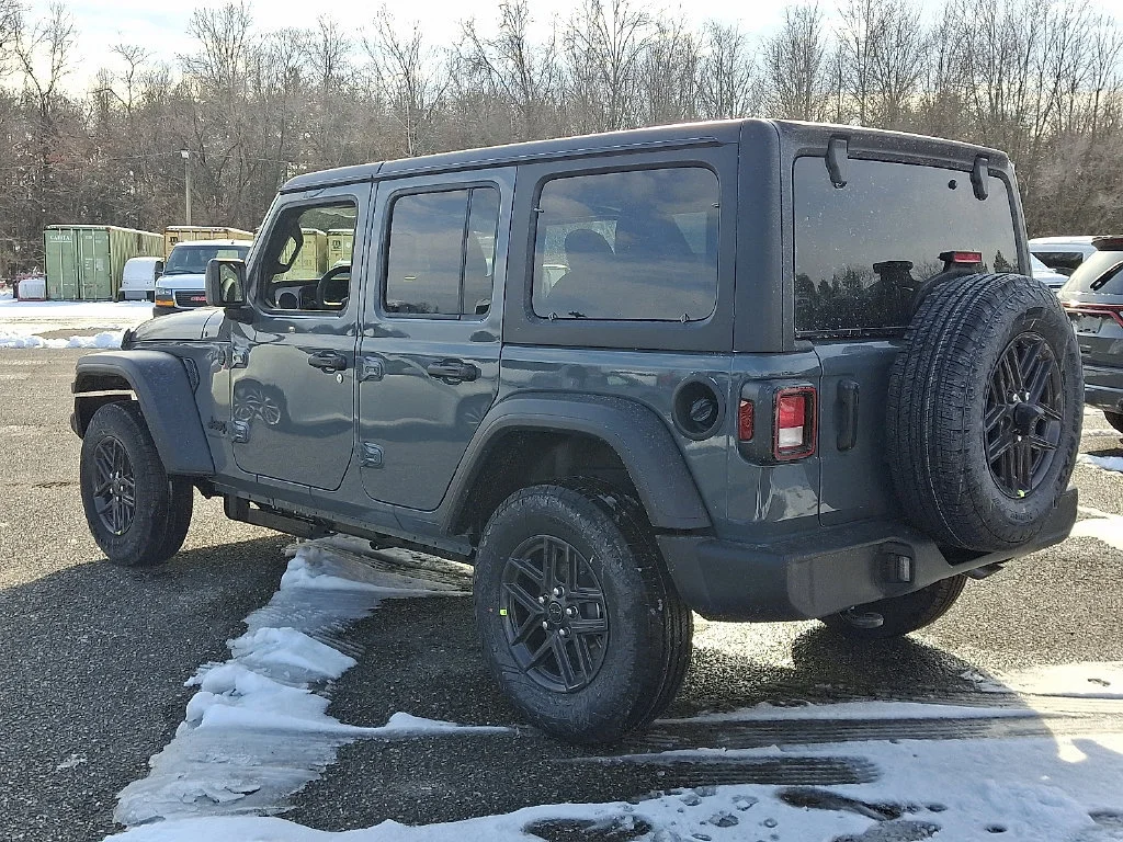 New 2026 Anvil Clear-Coat Exterior Paint Jeep Sport S image 6