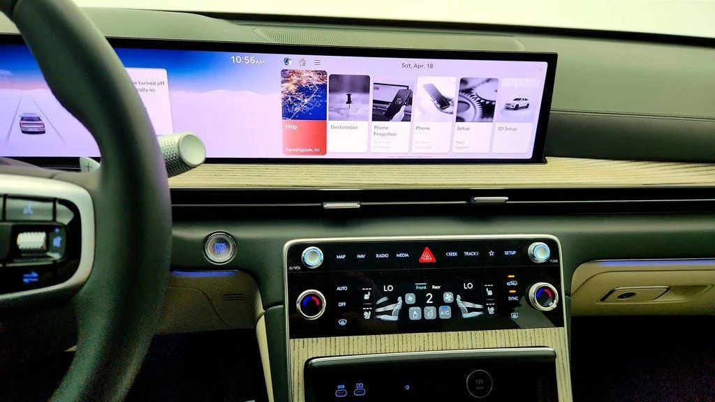 Used 2025 Savile Silver Genesis 2.5T Advanced AWD image 17