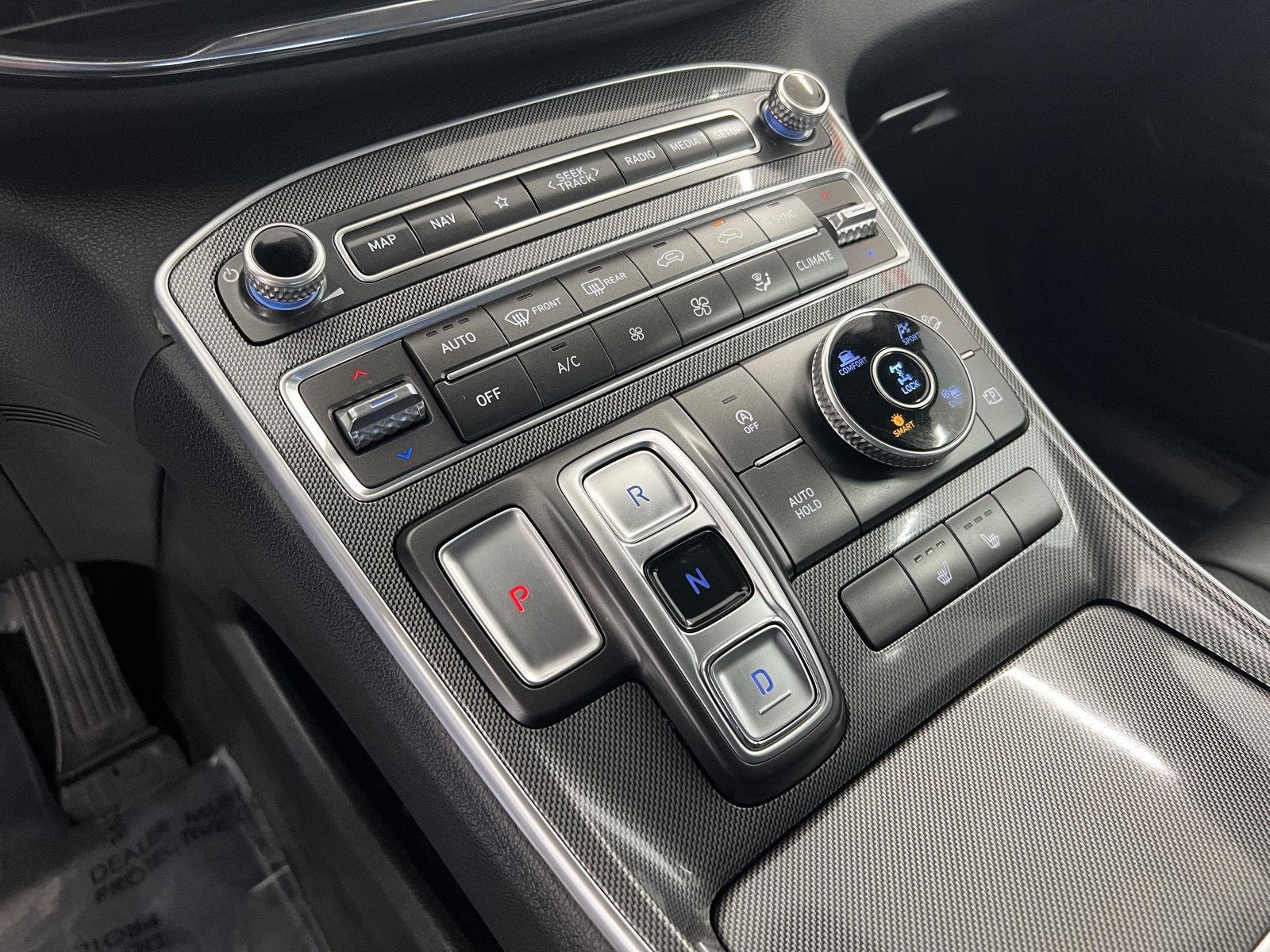 2023 Hyundai Santa Fe XRT - Photo 17