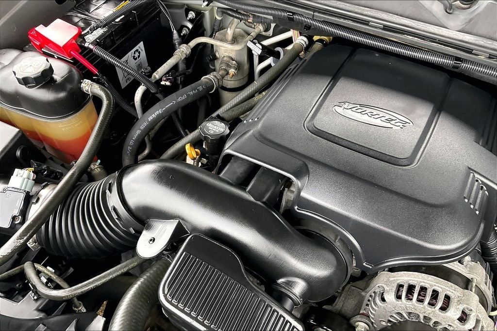 Used 2012 Silver GMC SLT image 31