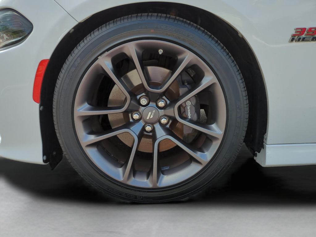 Used 2022 White Dodge R T Scat Pack image 27